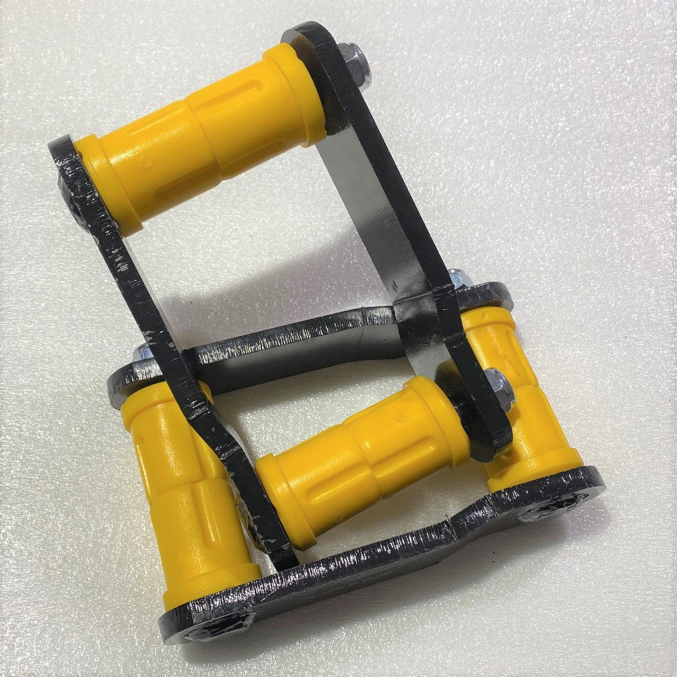 Toyota Land Cruiser 70,76,79 BZT Extended Shackle Set