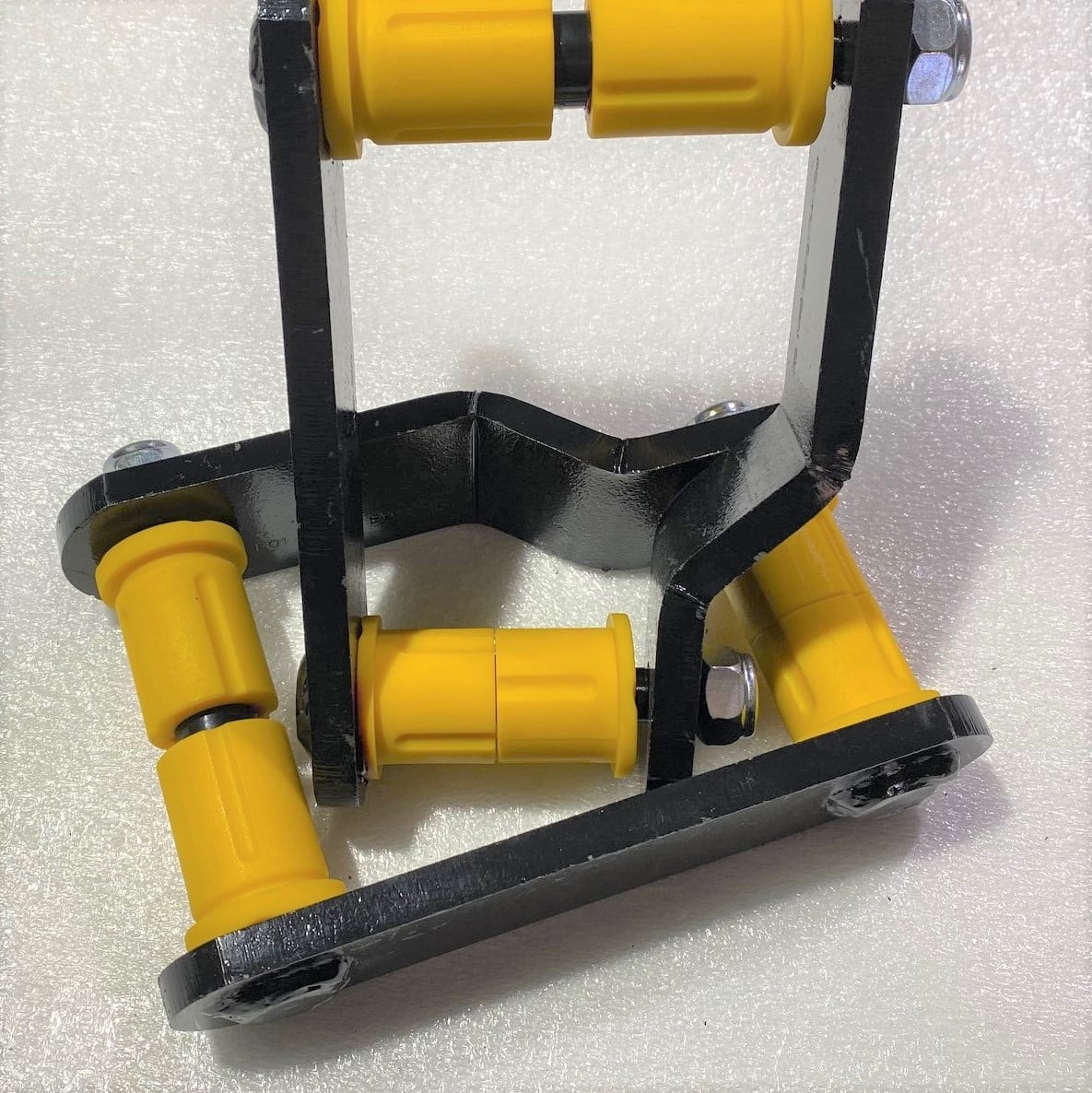 Nissan Navara Extended Shackle Set