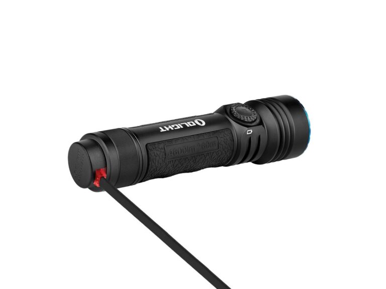 Olight Seeker 4 Pro Rechargeable LED Flashlight – 4600 Lumens – Cool White – Includes 1 x 21700