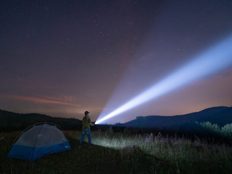 Olight Warrior X 4 Kit 2600 Lumen 630m Flashlight